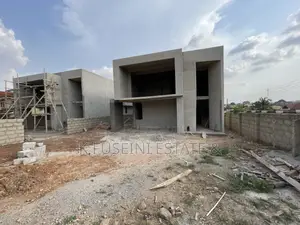 6bdrm Duplex in K Fuseini Estate, Kumasi Metropolitan for sale