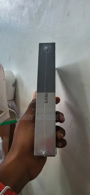 New Samsung Galaxy Z Flip4 256 GB Black