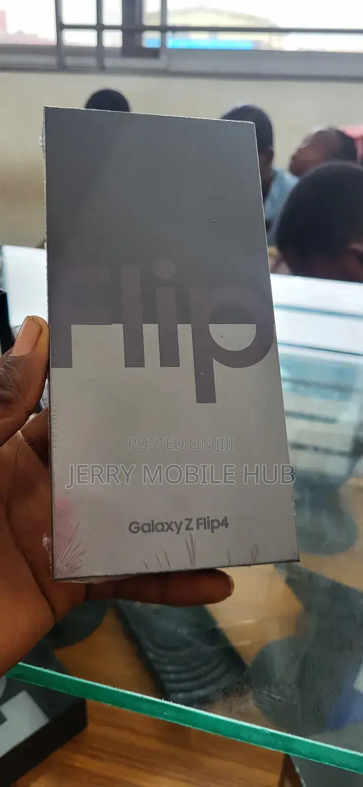 New Samsung Galaxy Z Flip4 256 GB Black