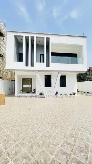4bdrm Duplex in Tseaddo for sale