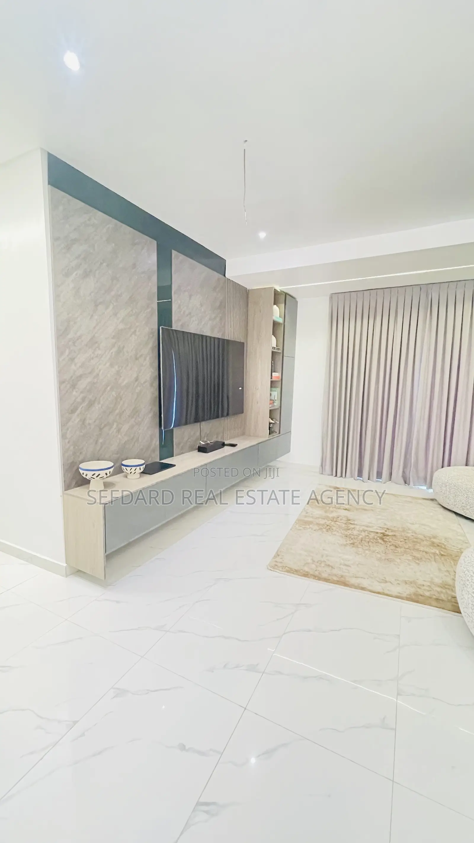 4bdrm Duplex in Tseaddo for sale