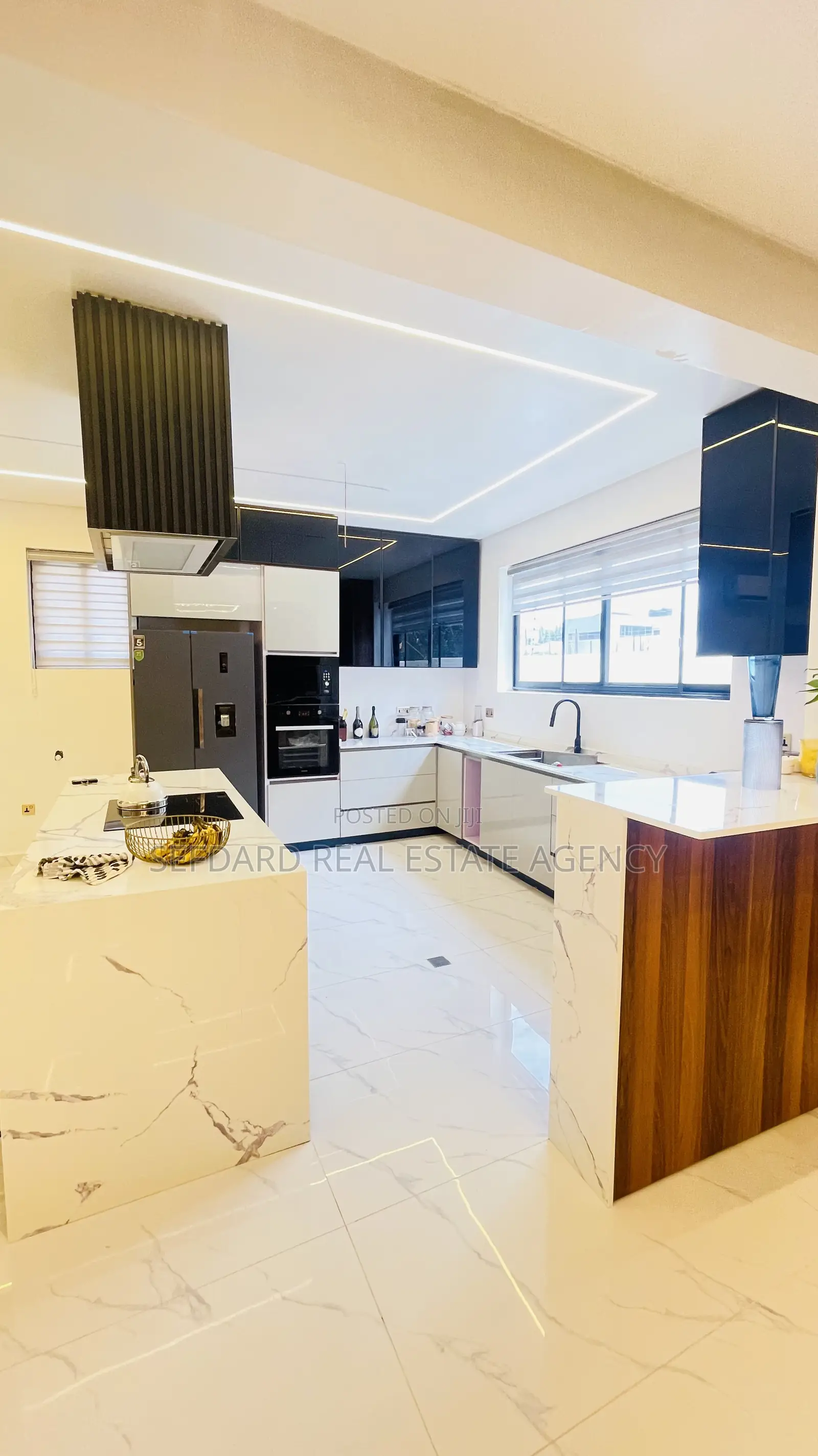 4bdrm Duplex in Tseaddo for sale