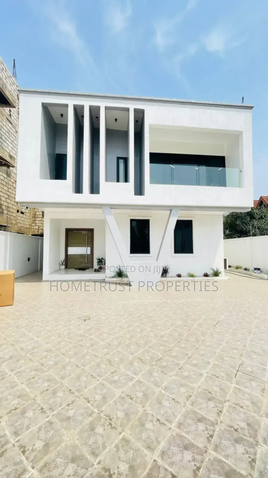 Furnished 4bdrm Duplex in Tseaddo for sale