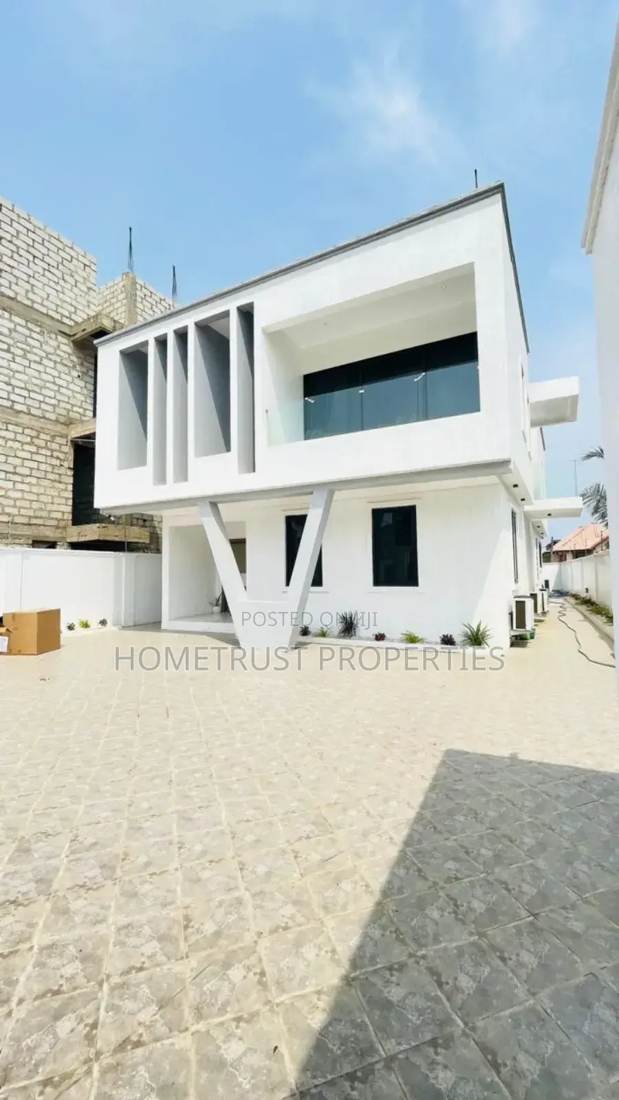 Furnished 4bdrm Duplex in Tseaddo for sale