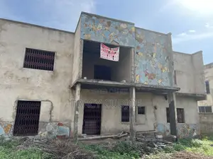 9bdrm House in Prampram for sale