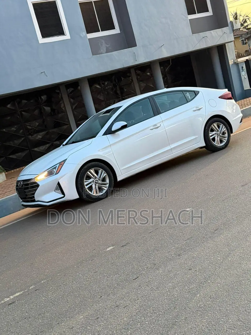 Hyundai Elantra SEL 2019 White