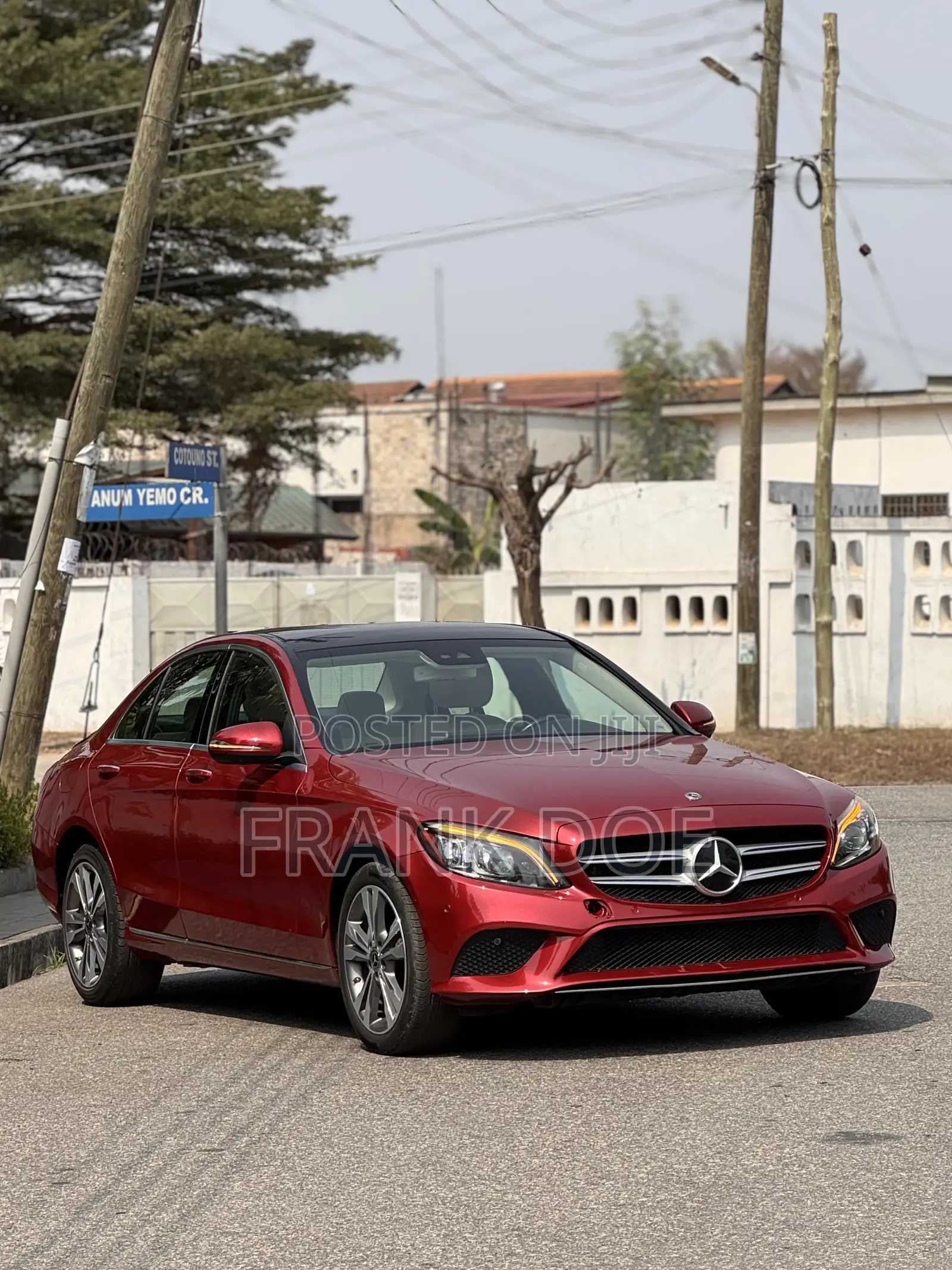 Mercedes-Benz C300 2020 Red