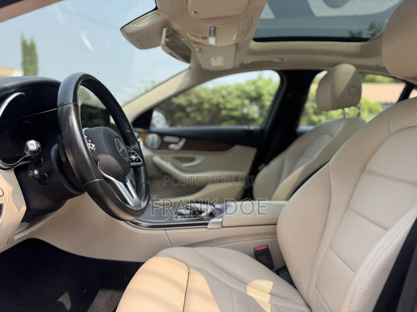 Mercedes-Benz C300 2020 Red