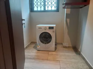 4bdrm Apartment in American House for rent