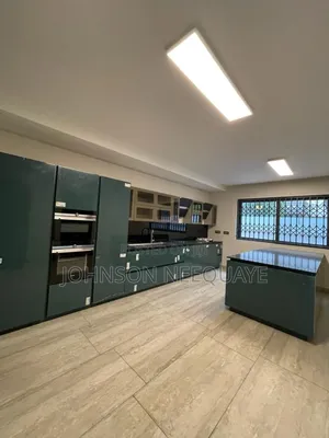 5bdrm Apartment in American House for rent
