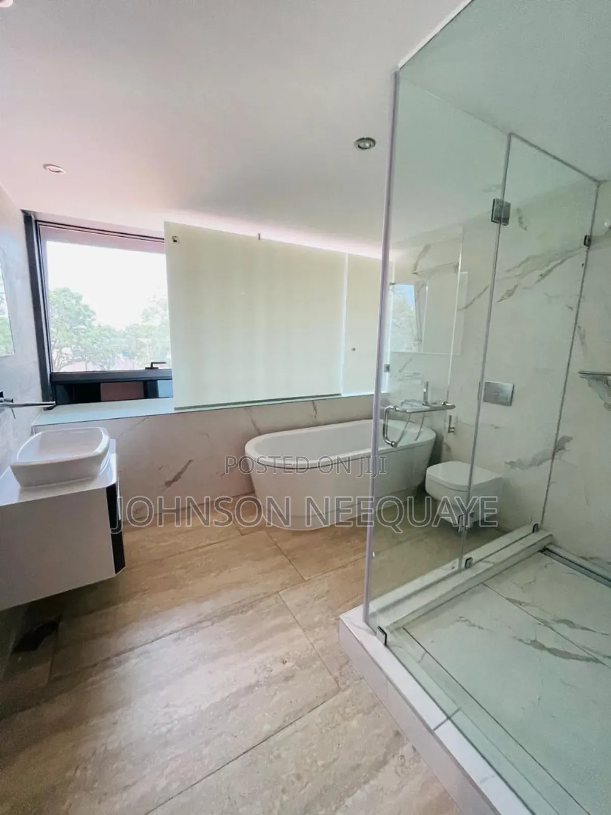5bdrm Apartment in American House for rent