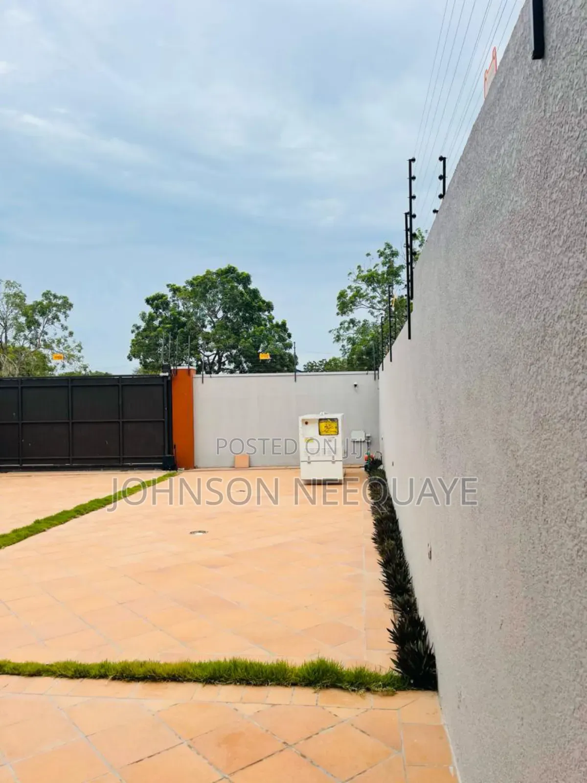 5bdrm Apartment in American House for rent