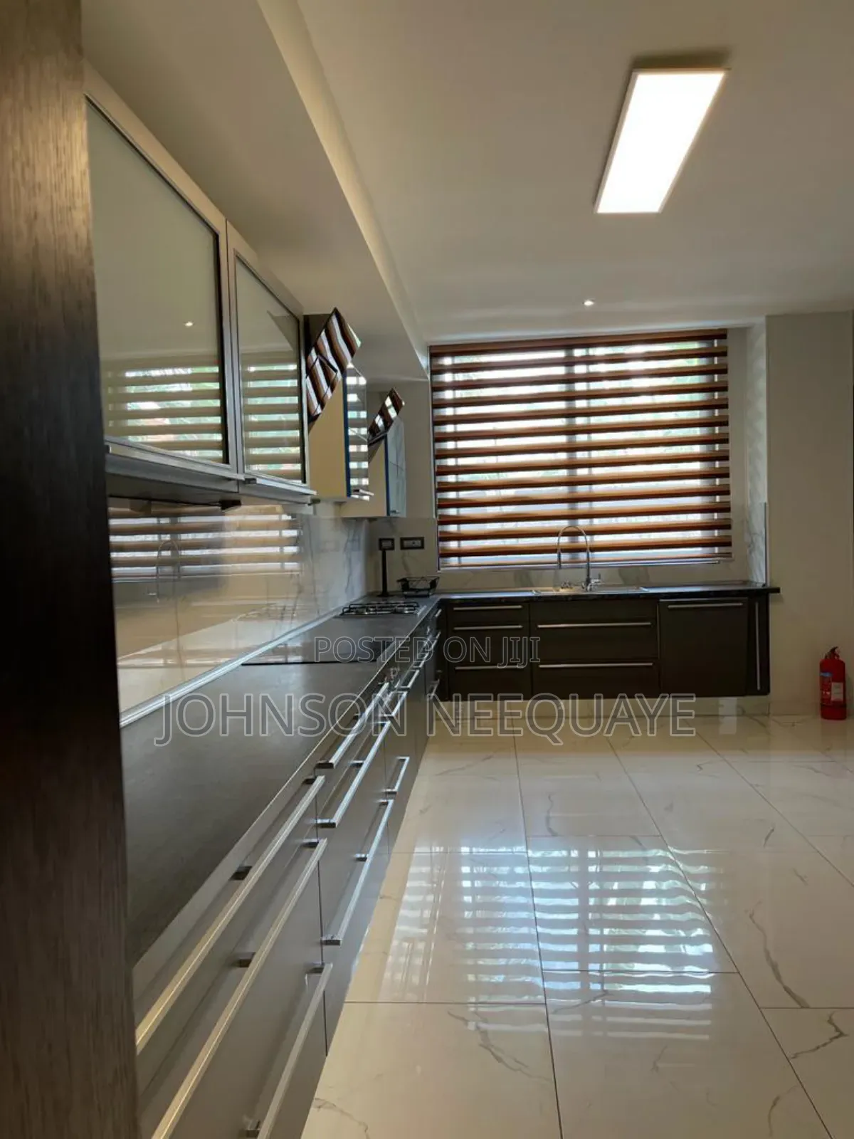 4bdrm Apartment in American House for rent