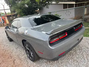 Dodge Challenger SXT AWD 2020