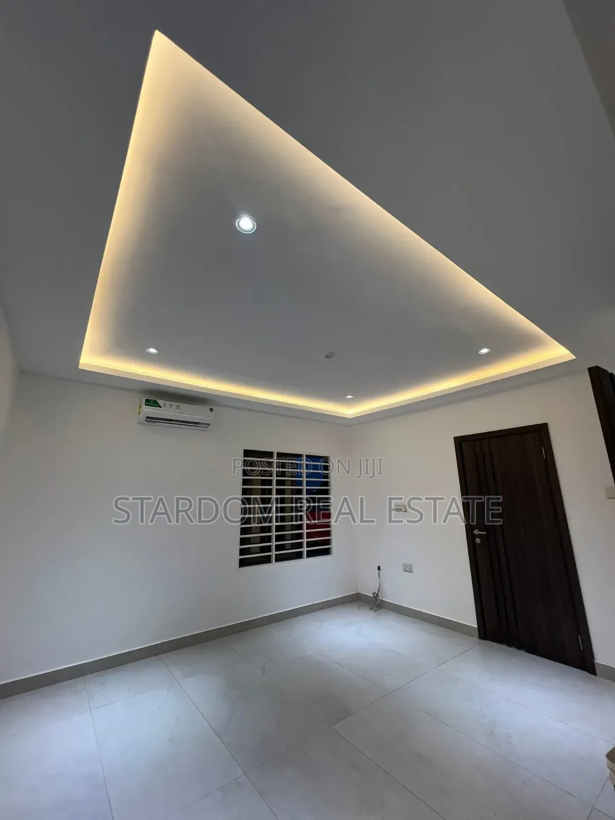 2bdrm Duplex in Adjiringanor, Ability for sale