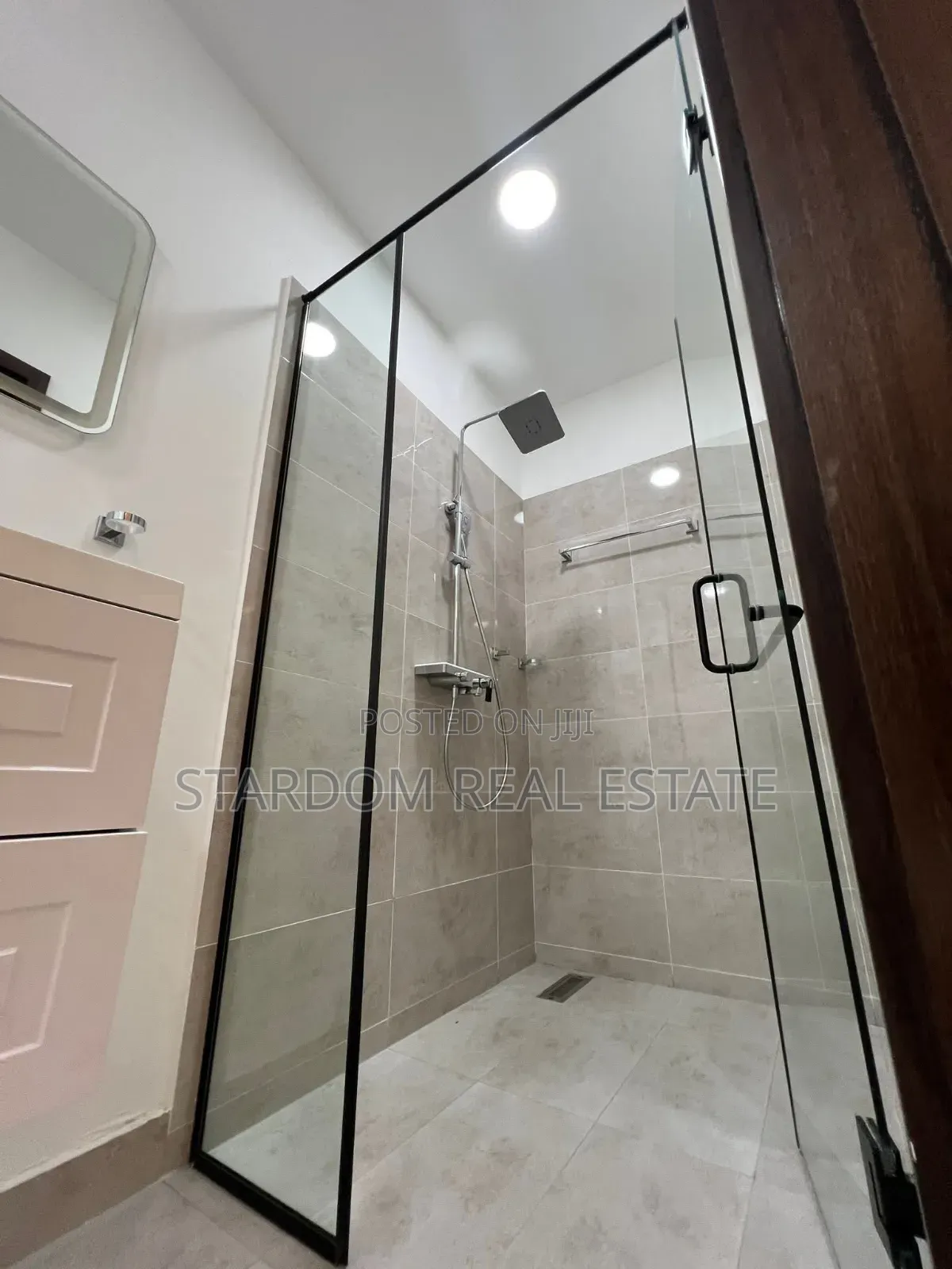 2bdrm Duplex in Adjiringanor, Ability for sale