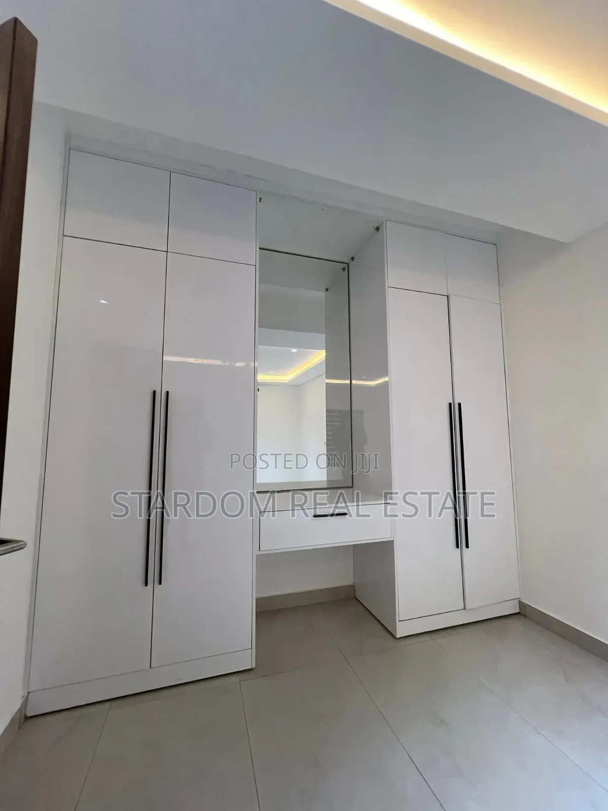 2bdrm Duplex in Adjiringanor, Ability for sale