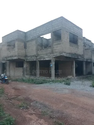 12bdrm House in Free Will Agency, Kumasi Metropolitan for sale