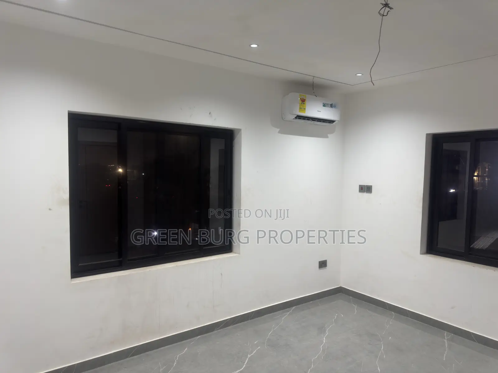 5bdrm House in Green, Ashaley Botwe for sale