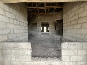 5bdrm House in Apaaso, Kumasi Metropolitan for sale