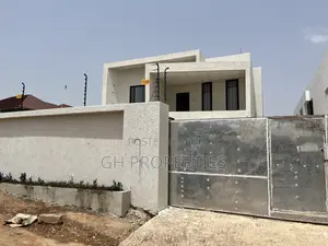 4bdrm Duplex in Santasi,Anyienem, Kumasi Metropolitan for sale