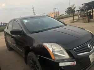 Nissan Sentra 2011 Black