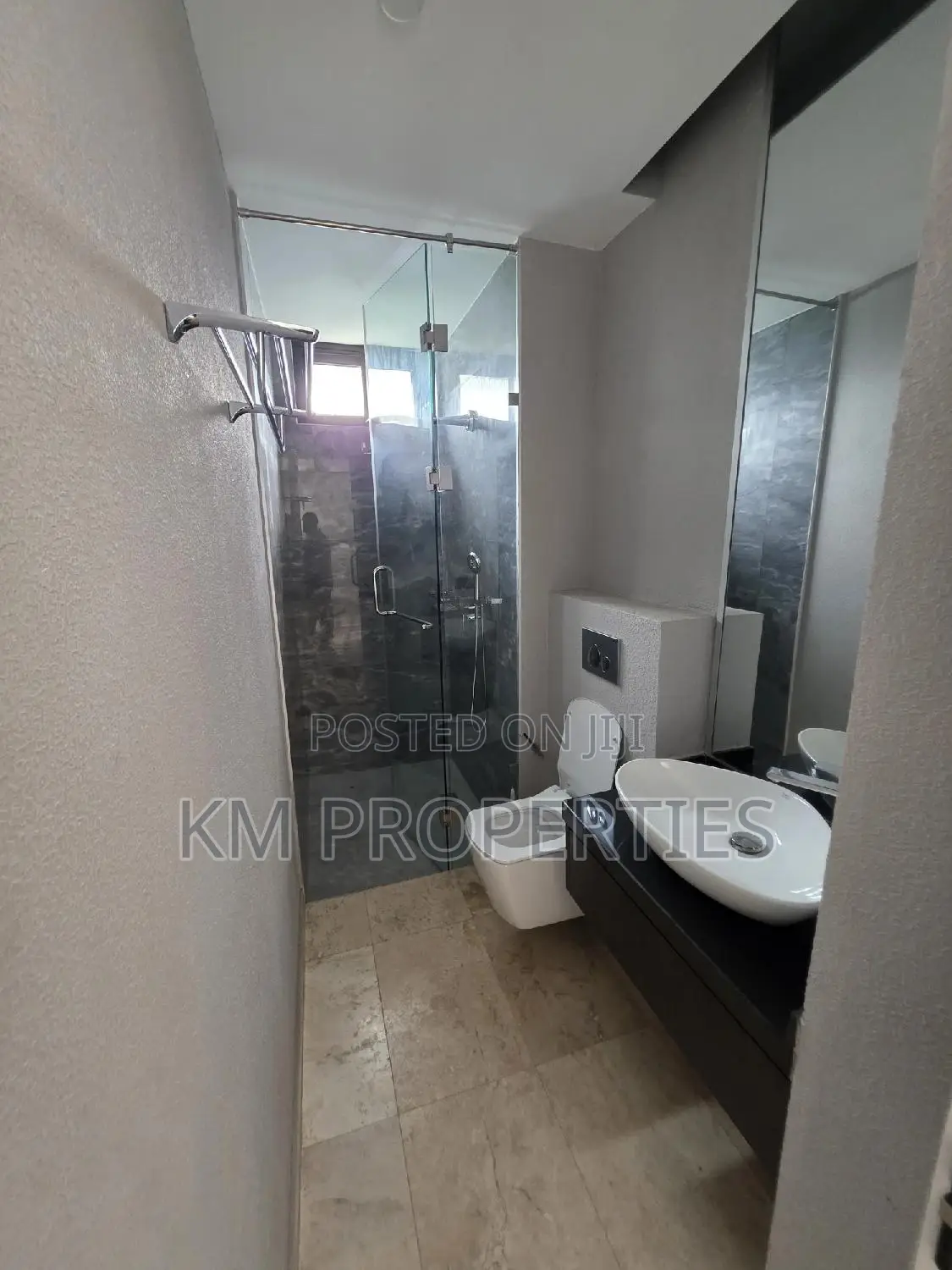 2bdrm Apartment in Labone for rent