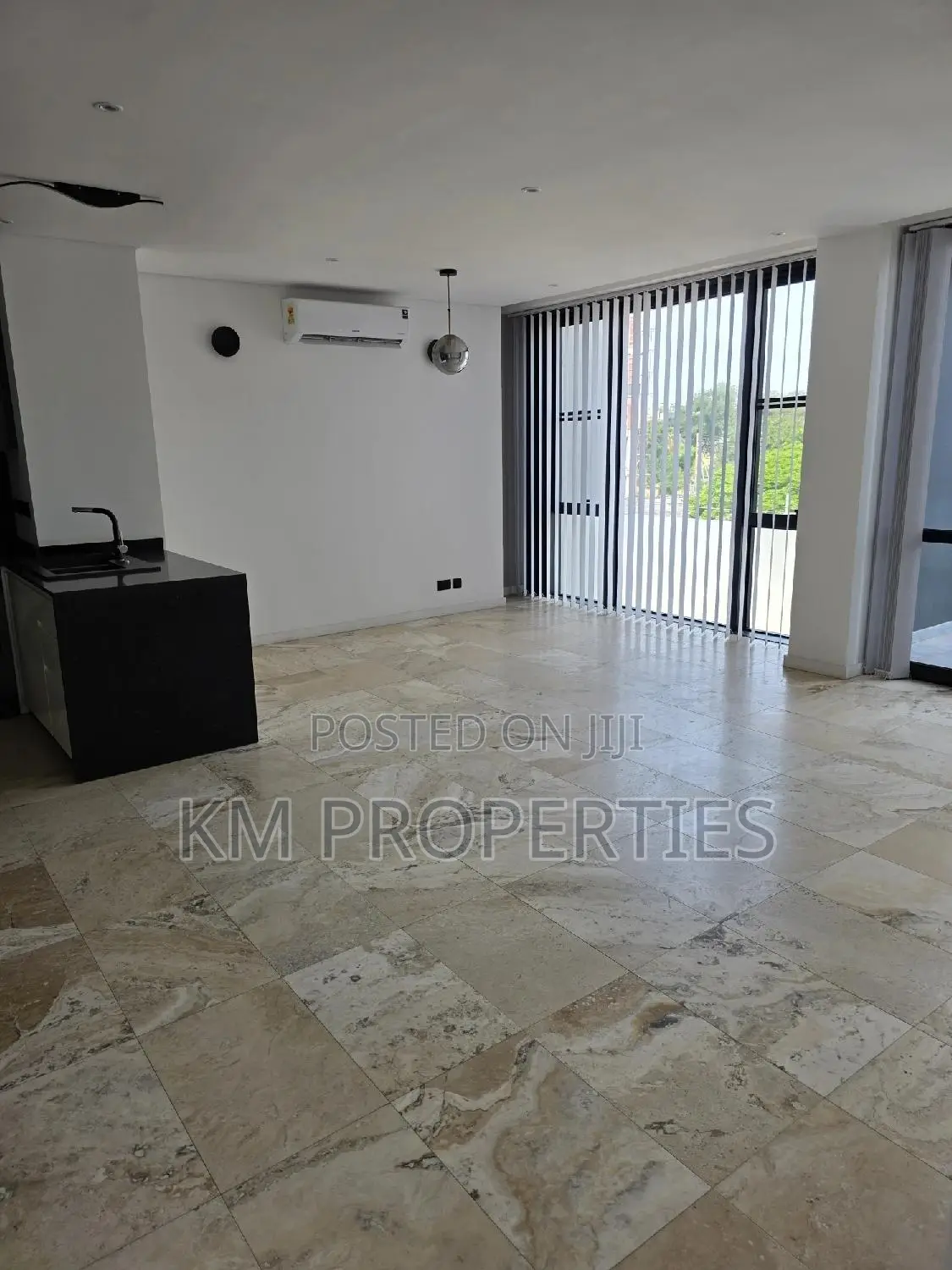 2bdrm Apartment in Labone for rent