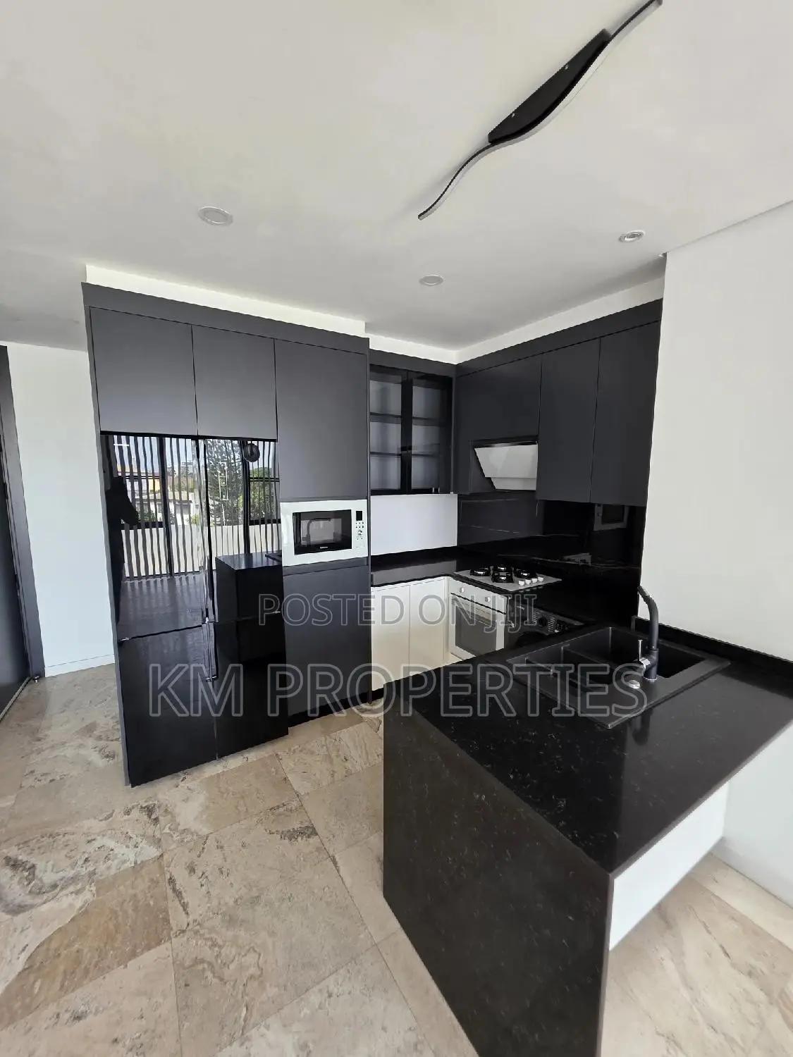 2bdrm Apartment in Labone for rent