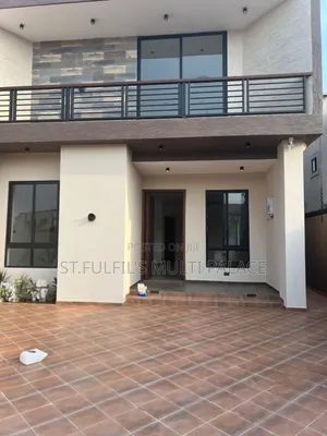 4bdrm House in Oyarifa, Barrier for sale