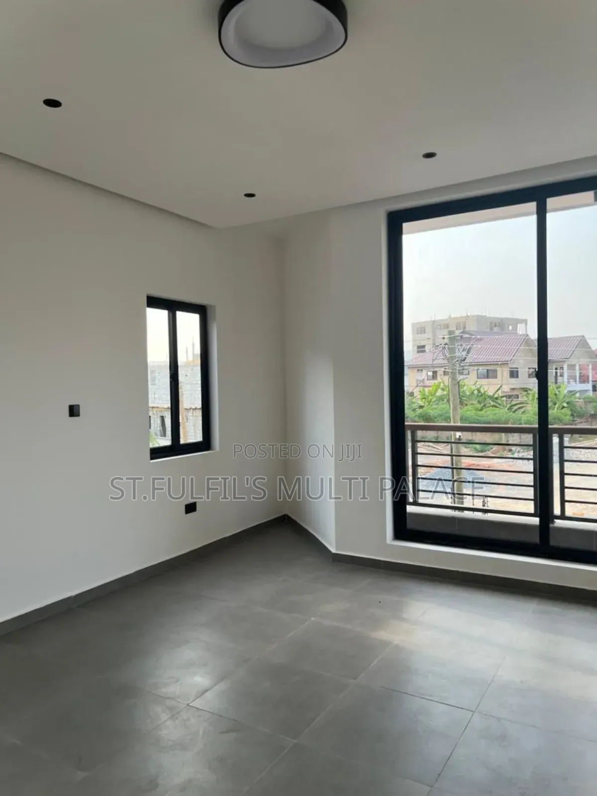 4bdrm House in Oyarifa, Barrier for sale