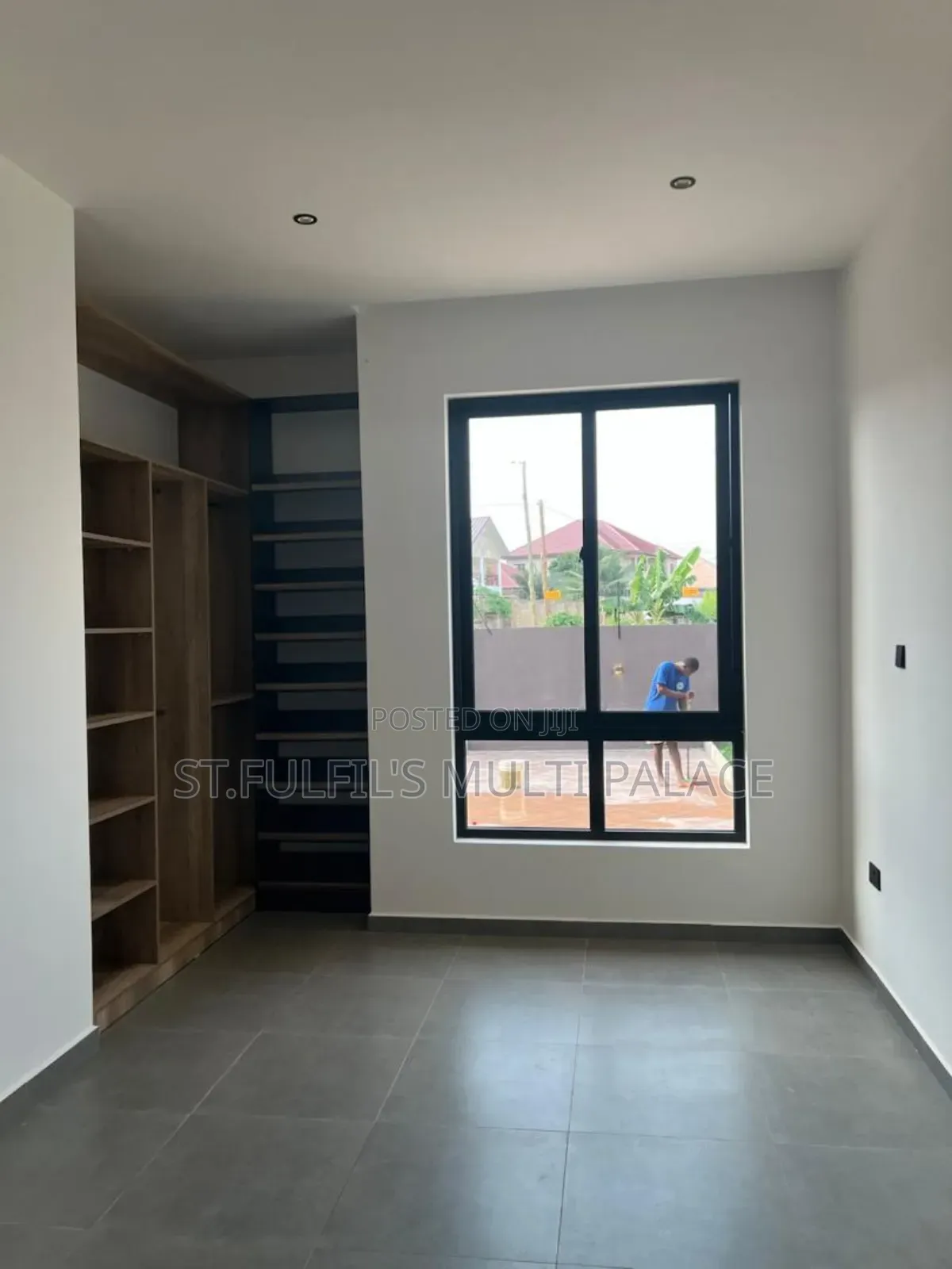 4bdrm House in Oyarifa, Barrier for sale