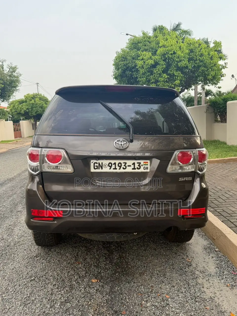 Toyota Fortuner 2013 Brown