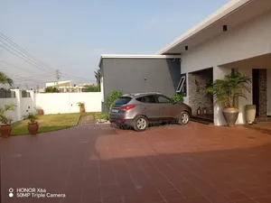 5bdrm House in Spintex Community 20, Baatsona Total for sale
