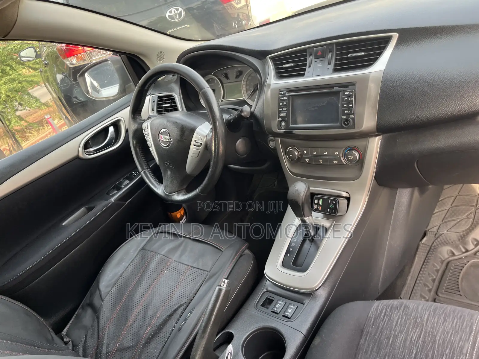 Nissan Sentra SV 4dr Sedan (1.8L 4cyl CVT) 2014 Gray