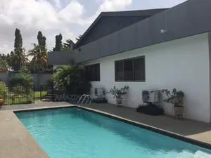 5bdrm House in Airport Residential for rent