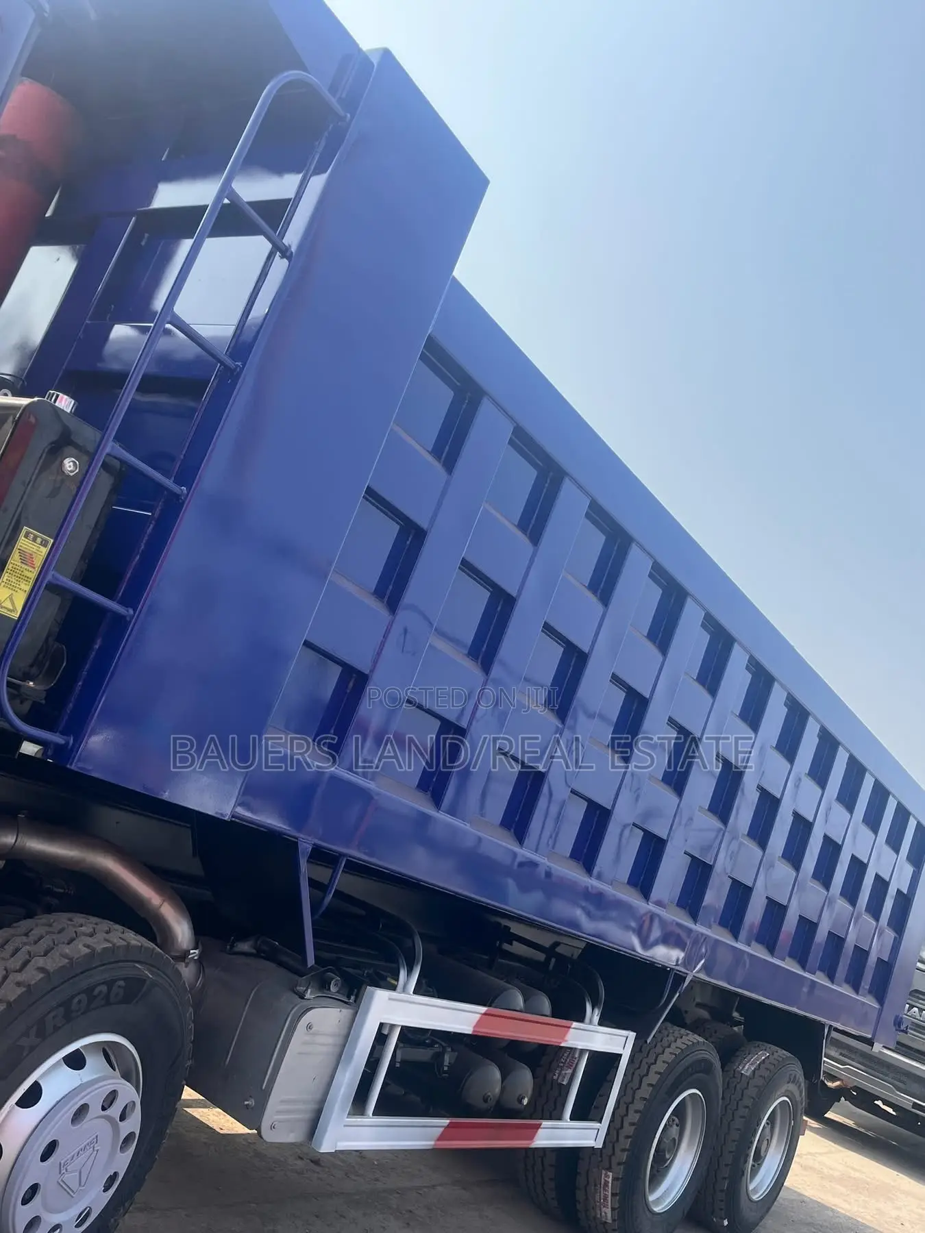 Shacman F3000 Dump Truck.