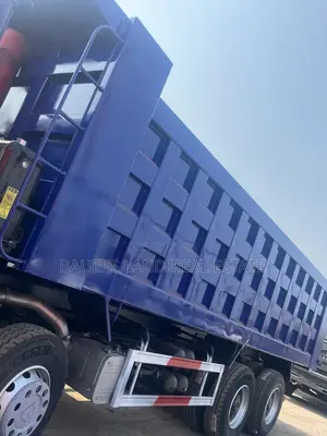 Shacman F3000 Dump Truck.