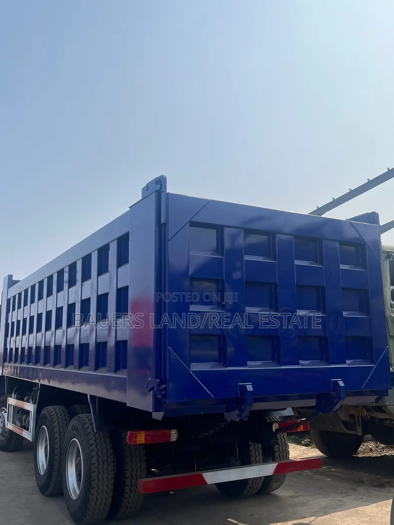 Shacman F3000 Dump Truck.