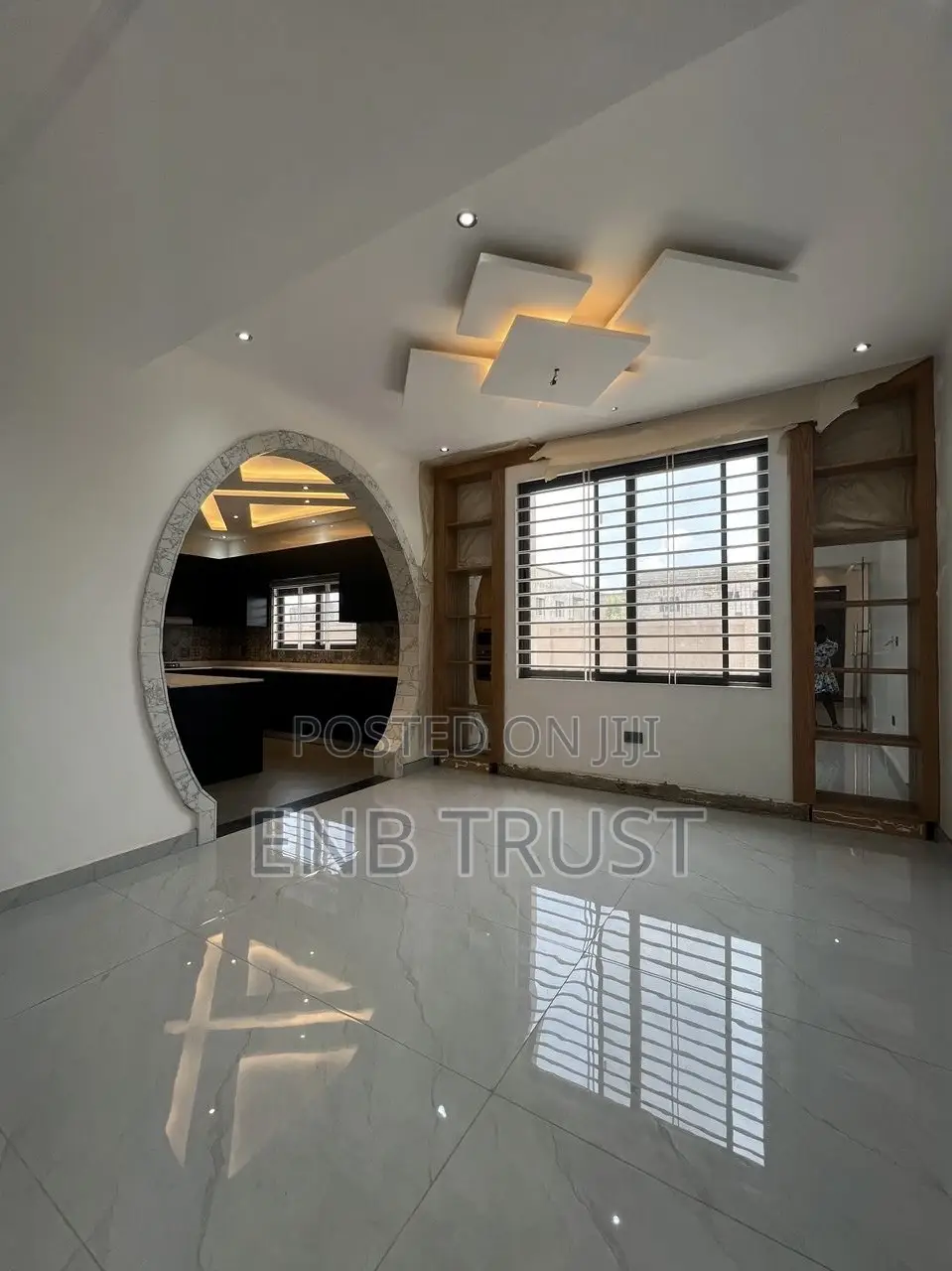 5bdrm Duplex in Trasaco, Ghana Link Area for sale