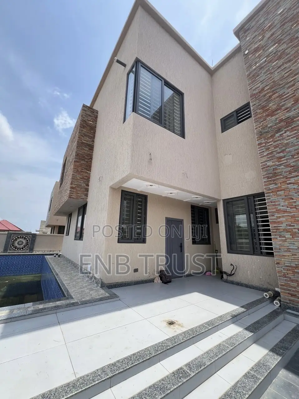 5bdrm Duplex in Trasaco, Ghana Link Area for sale