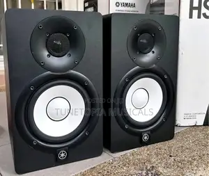Yamaha Hs5 5inches  Powered Studio Monitor.
