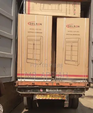 Extremely Cooling Delron 553liters 2 Door Electric Beverage Cooler.