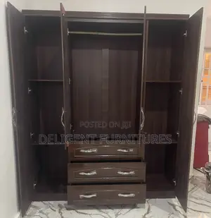 4 Doors Wardrobe (Payment on Delivery)
