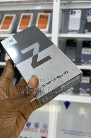 New Samsung Galaxy Z Flip3 5G 256 GB Black