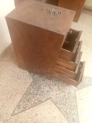 Side Drawers