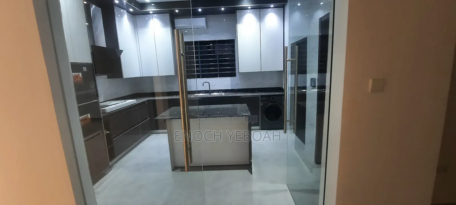 3bdrm House in Kwesbo Properties, Lake Side Estate for sale
