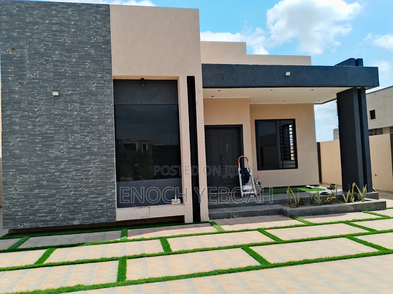 3bdrm House in Kwesbo Properties, Lake Side Estate for sale