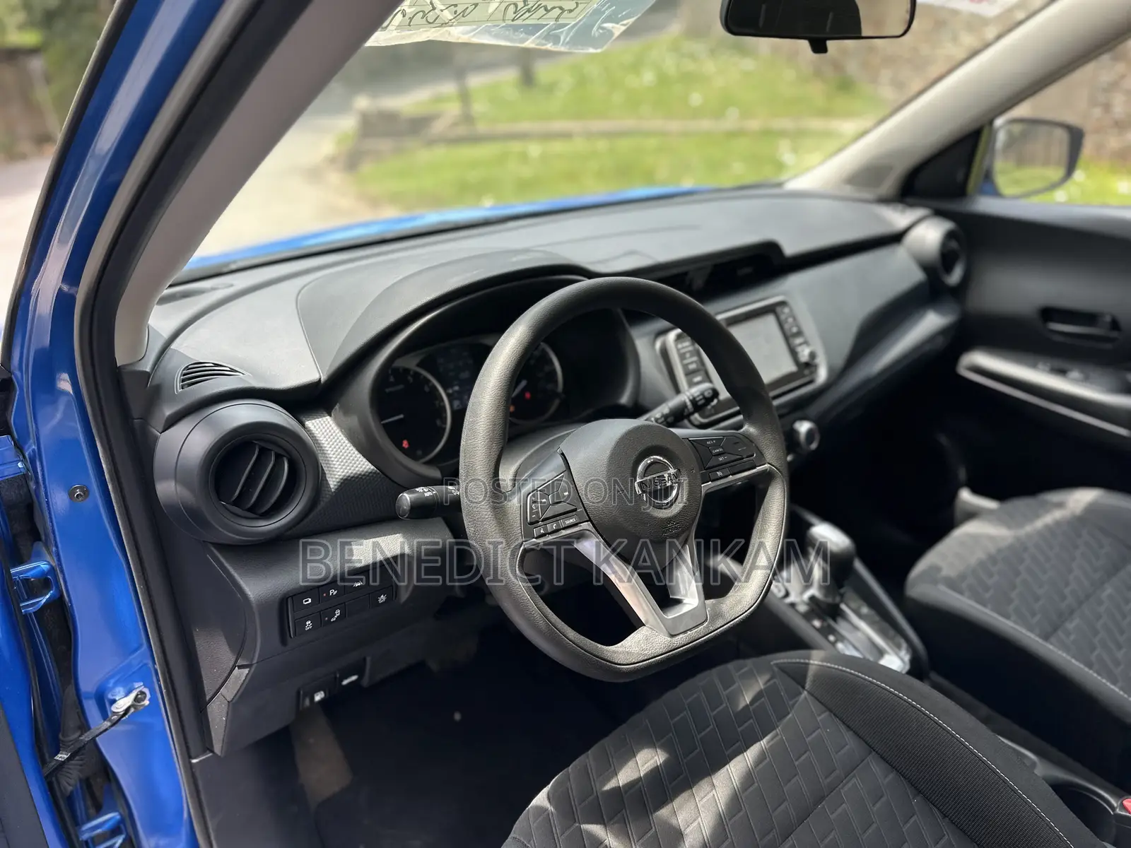 Nissan Kicks 2021 Blue