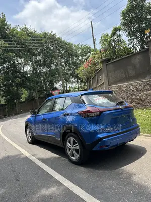 Nissan Kicks 2021 Blue